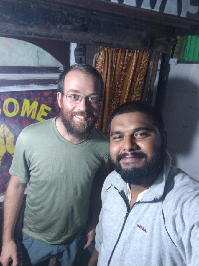 סיליגורי Atathi Niwas Guest House For Backpackers And Travellers מראה חיצוני תמונה